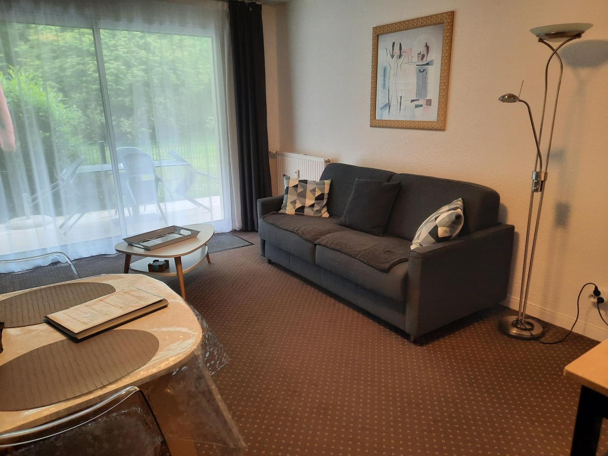 Appartement Ab Du Parc Нёфшатель-Ардло Экстерьер фото